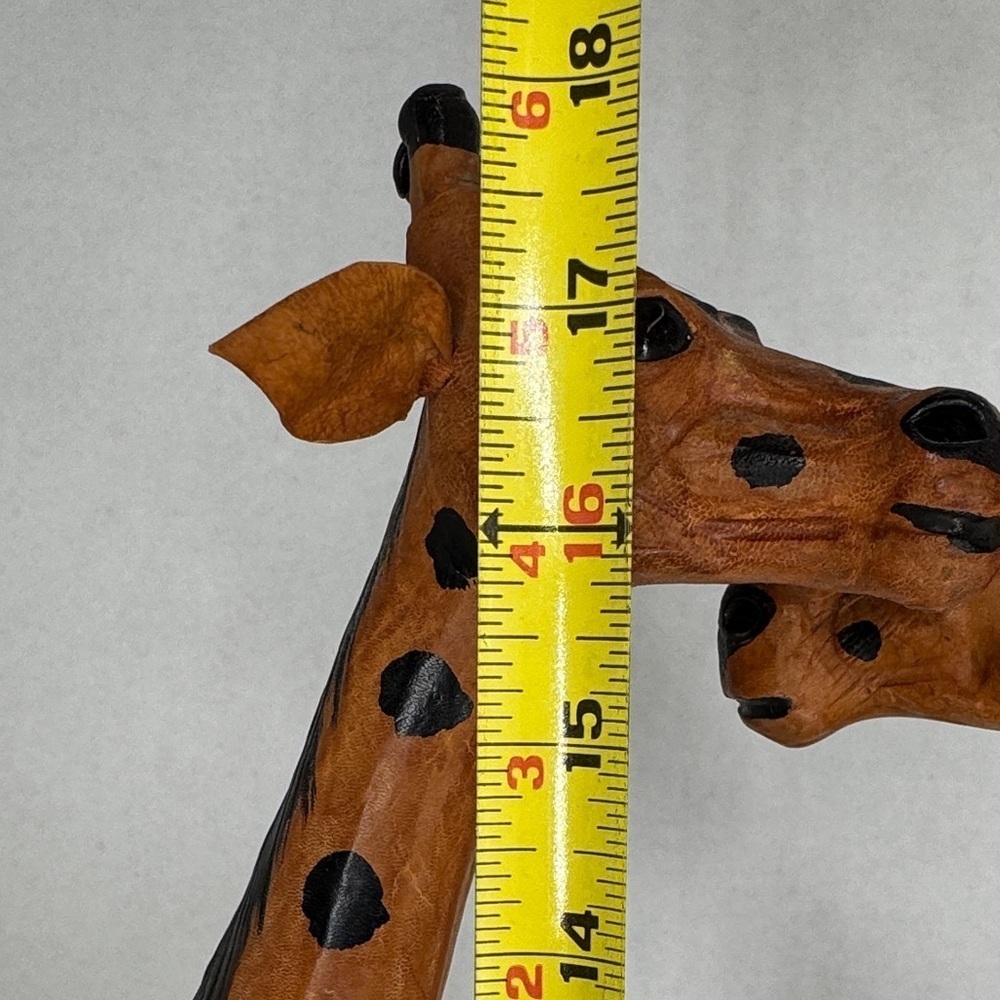 Vintage Estate Leather Wrapped Pair of Giraffes Large 17"-18" with Glass Eyes - Picture 14 of 16